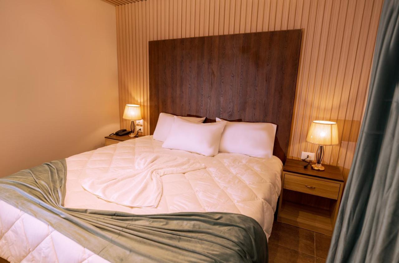 Blue Pyramids Eyes Hotel Al Kawm al Akhdar 外观 照片