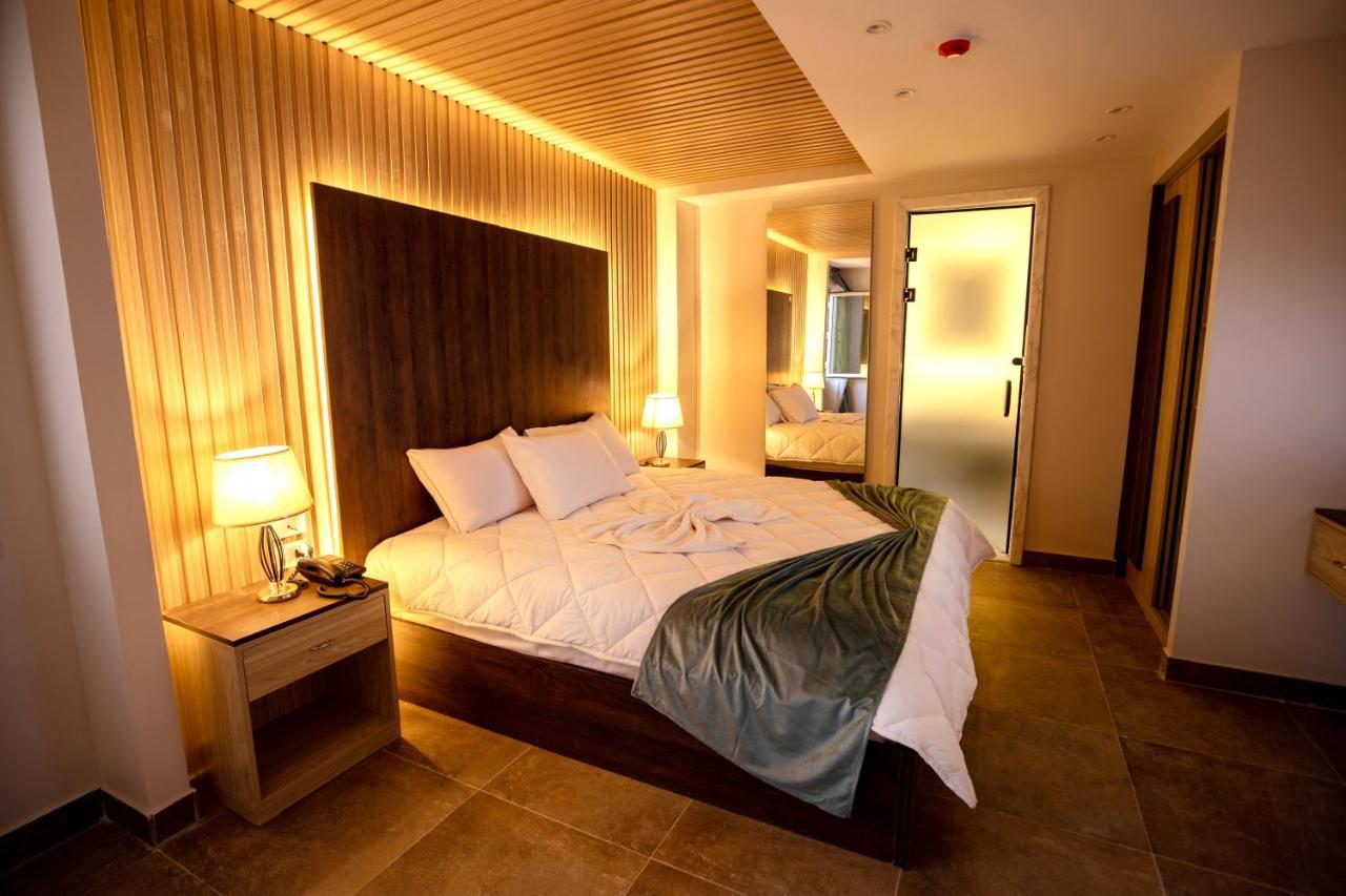 Blue Pyramids Eyes Hotel Al Kawm al Akhdar 外观 照片