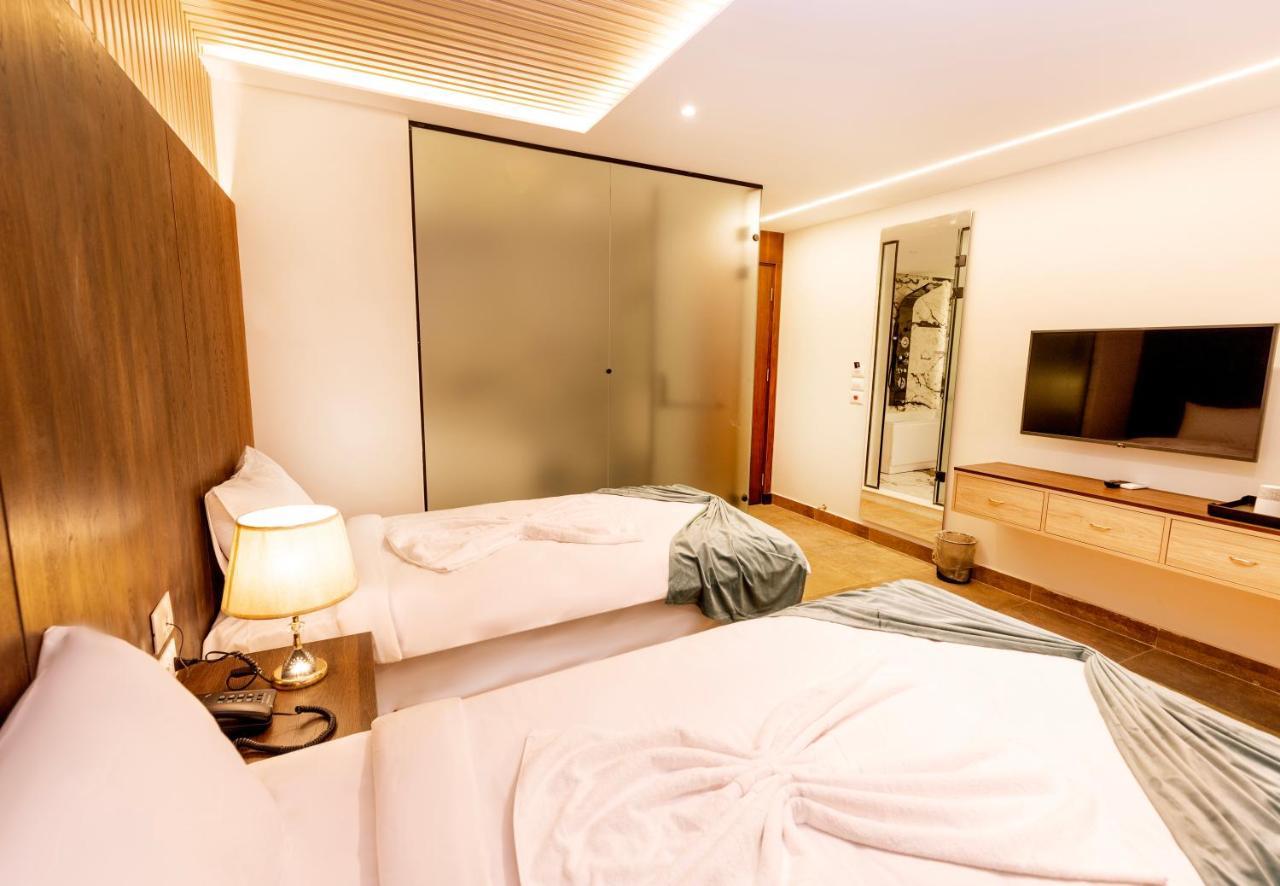 Blue Pyramids Eyes Hotel Al Kawm al Akhdar 外观 照片