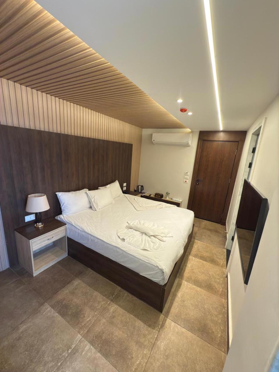 Blue Pyramids Eyes Hotel Al Kawm al Akhdar 外观 照片